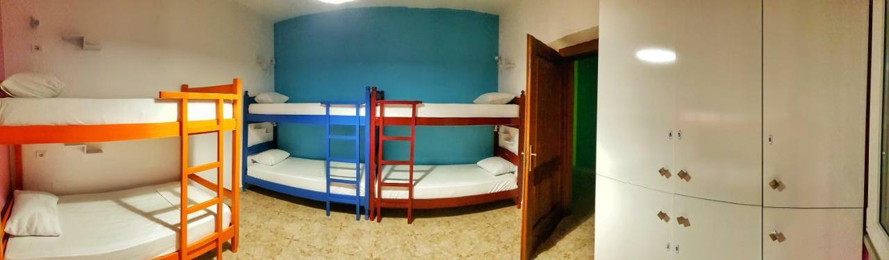 Bed Station Hostel & Bar Shkodër 외부 사진